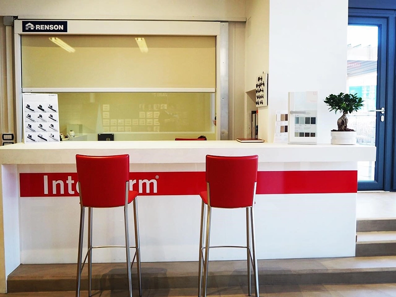 showroom-porte-finestre-a-varese-chiasso